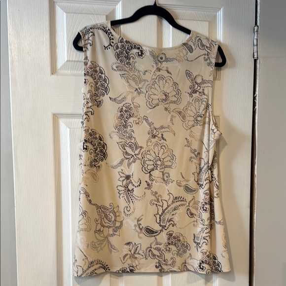 Dana Buchman Cream Draped Blouse - Picture 2 of 3